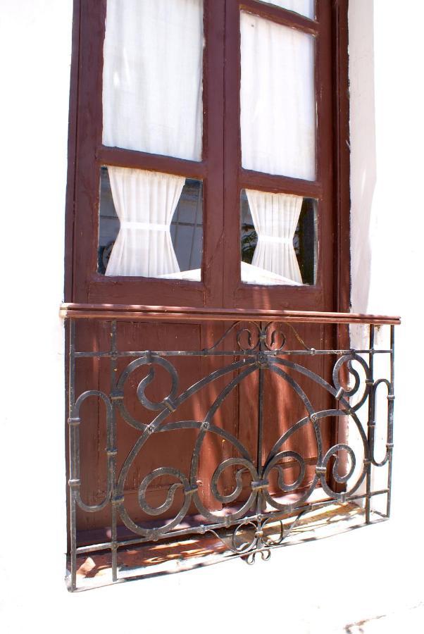 Estudio Taller De Tejas Colonia B&B Κολονία ντε Σακραμεντο Εξωτερικό φωτογραφία
